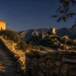 Châteauneuf Villevieille : ruines médiévales et vues sur le Paillon