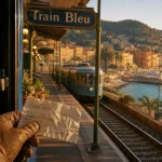 Côte d'Azur en train : gare, mer et palmiers entre Cannes et Menton