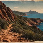 Massif de l'esterel : roches rouges et calanque bleue, Côte d'Azur