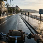 vélo côte d’azur : route littorale accessible près de la Baie des Anges
