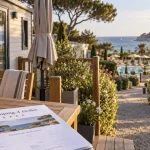 camping 4 etoile cote d azur : mobil-home et terrasse près des plages