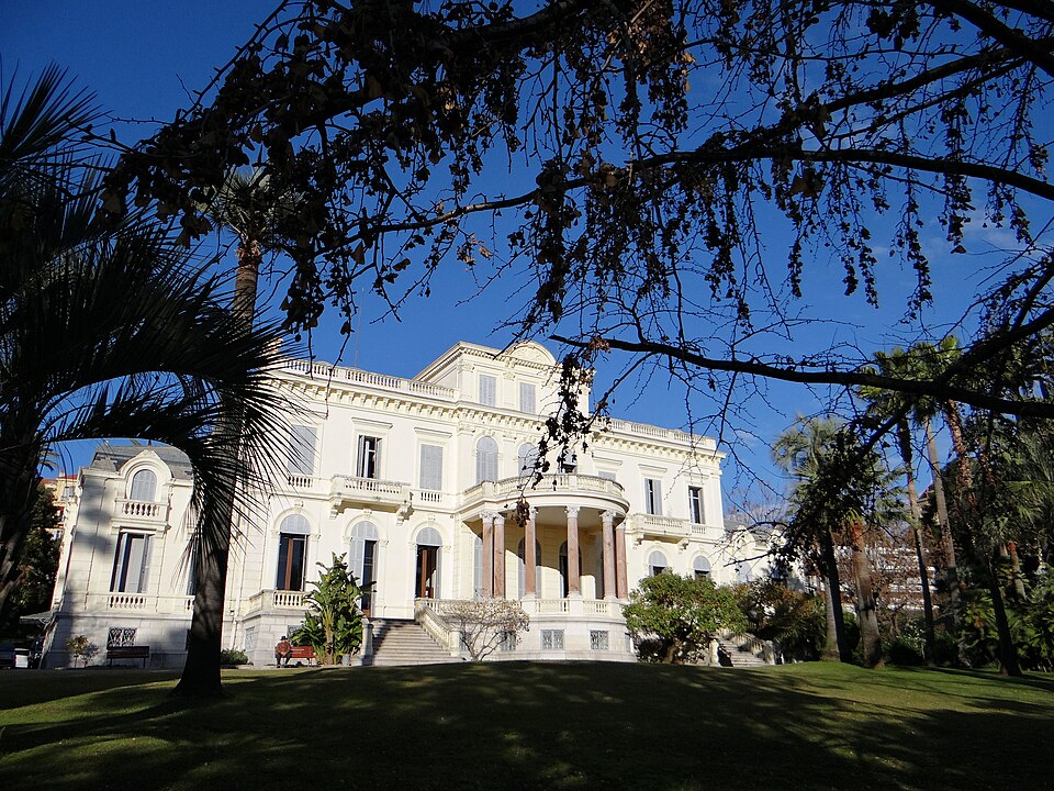Villa Rothschild à Cannes : architecture, parc et médiathèque Noailles